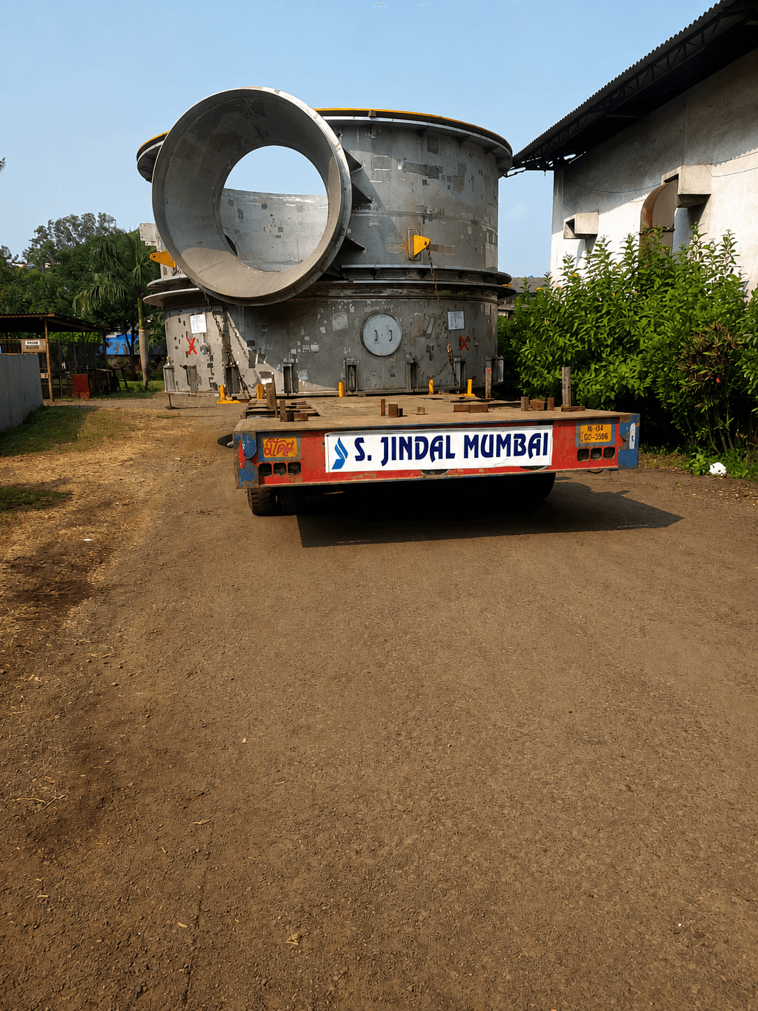 Over-dimensional consignment, 24 feet wide and 15 feet high, moved across India.